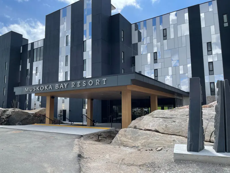 120 Carrick TRL #306, Gravenhurst, ON P1P 0A1