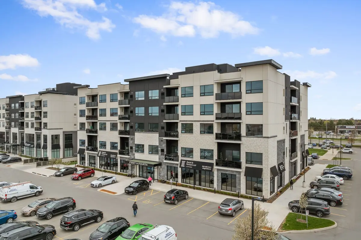 300B FOURTH AVE #202, St. Catharines, ON L2S 0E6