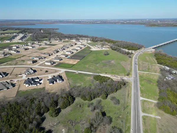 735 Peppy San, Lucas, TX 75002