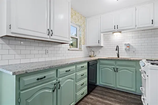 828 Russell Road, Everman, TX 76140