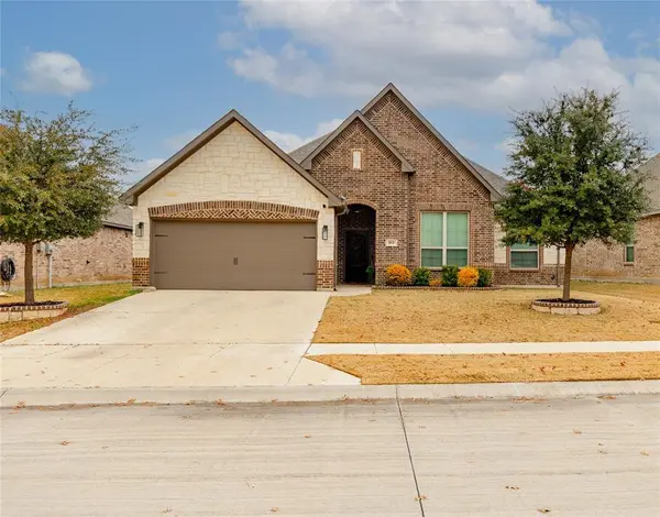 161 Windy Glen Drive,  Decatur,  TX 76234