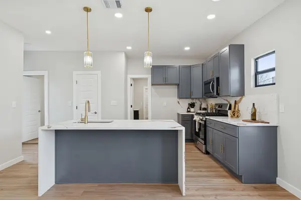 1502 E Ann Arbor Avenue, Dallas, TX 75216