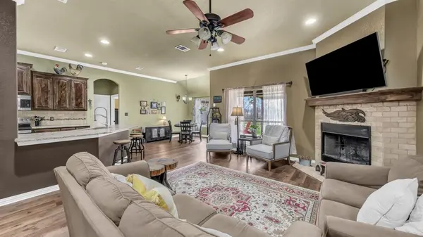 197 Savannah Drive, Weatherford, TX 76087