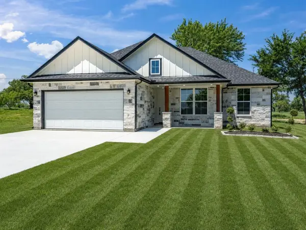 1569 Well Service Road, Bowie, TX 76230