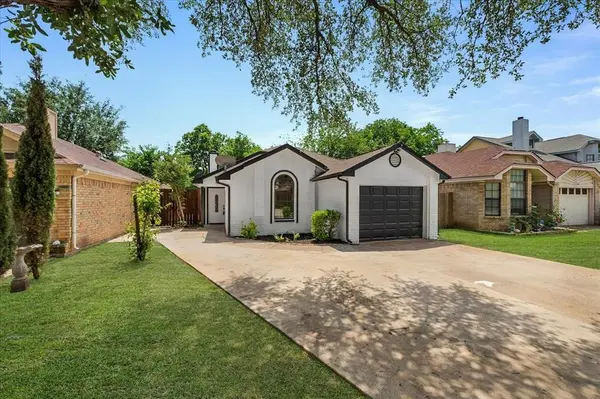 1713 Woodhall Way, Fort Worth, TX 76134