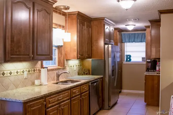 2037 Orbit Drive, Bossier City, LA 71112