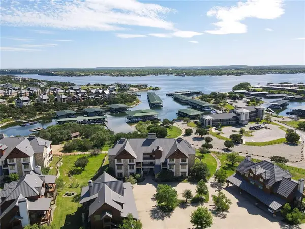 1693 Scenic Drive #102, Possum Kingdom Lake, TX 76449