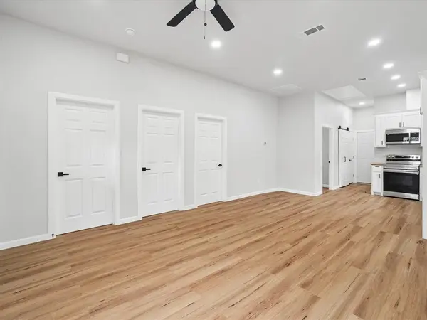 1220 E Pulaski Street, Fort Worth, TX 76104