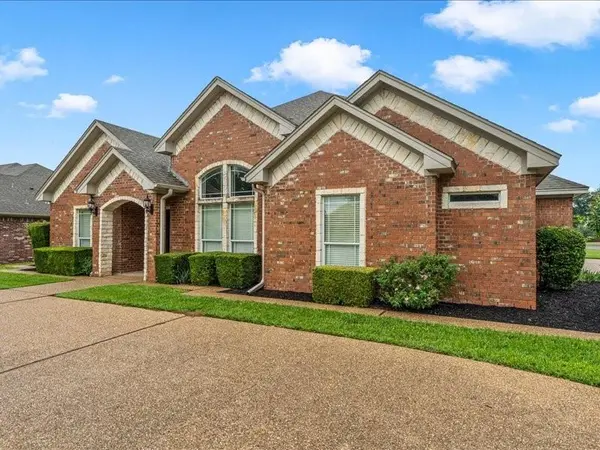 400 Oxford Hill Road, Hewitt, TX 76643