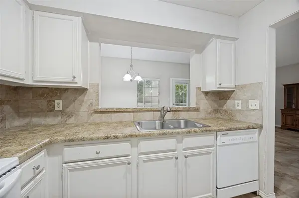 8600 Coppertowne Lane #206, Dallas, TX 75243