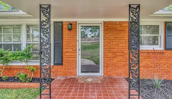 311 E Newland, Robinson, TX 76712