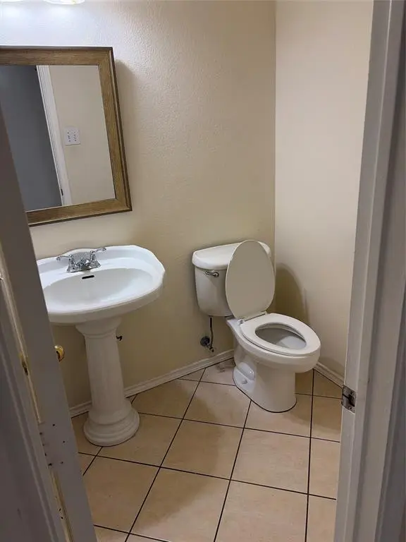 1403 Lakeshore Drive, Irving, TX 75060