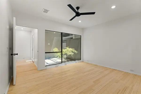 4230 Munger Avenue #A, Dallas, TX 75204