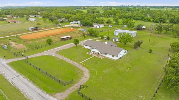 621 County Road 484, Stephenville, TX 76401