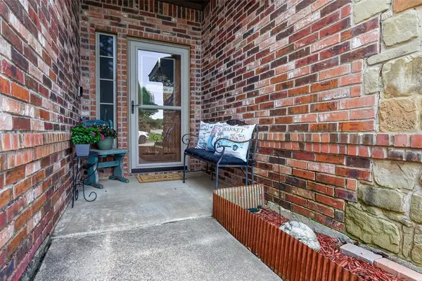 629 E Sheila Circle, Joshua, TX 76058