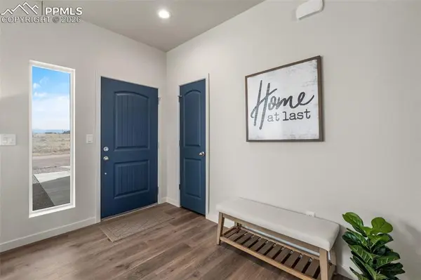 995 E Kirkwood DR, Pueblo, CO 81007