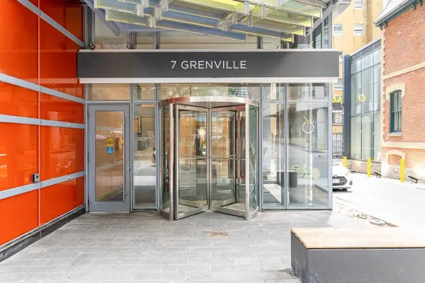 7 Grenville ST #1802, Toronto C01, ON M4Y 0E9