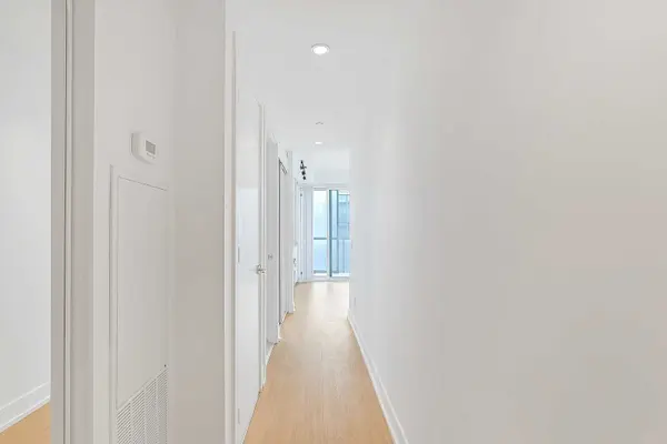 7 Grenville ST #1802, Toronto C01, ON M4Y 0E9