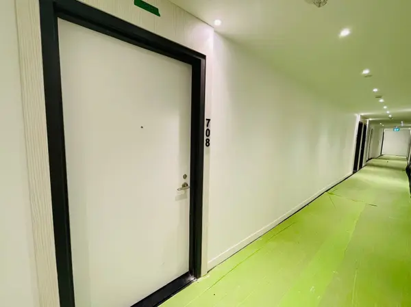 185 Alberta AVE #708, Toronto C03, ON M6C 0A5