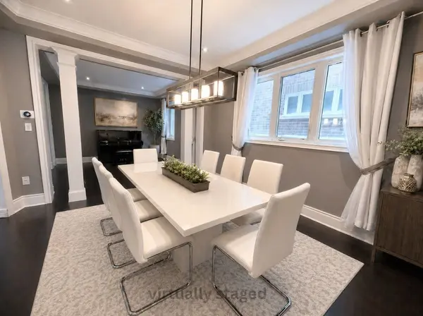 117 Novan CRES, Aurora, ON L4G 0X7