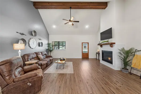 306 Eagle Drive, Eddy, TX 76524