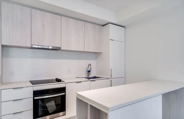 89 Church ST #1201, Toronto C08, ON M5C 2G3