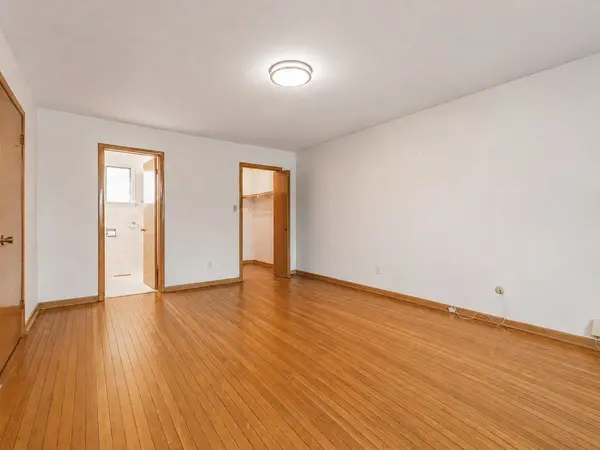 522 Cummer AVE, Toronto C15, ON M2K 2L9