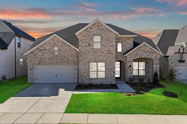 940 Pelotazo Avenue, Fort Worth, TX 76247