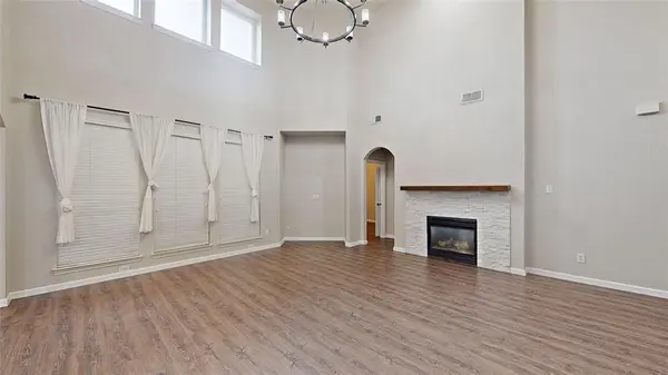 10444 Stoneside Trail, Fort Worth, TX 76244