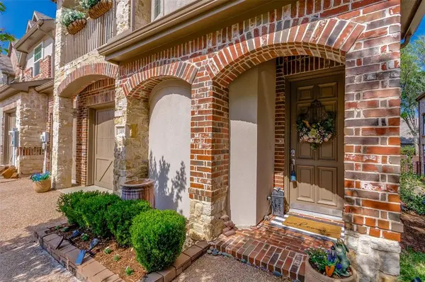 2400 Greymoore Drive, Frisco, TX 75034