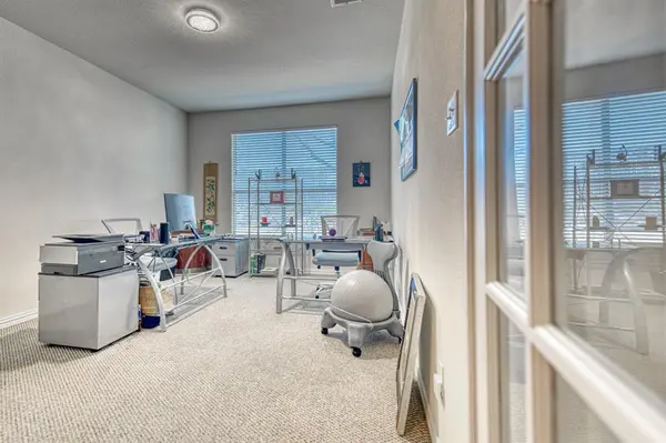 1129 Northlake Drive, Desoto, TX 75115