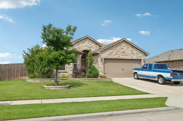 439 Helm Lane, Azle, TX 76020
