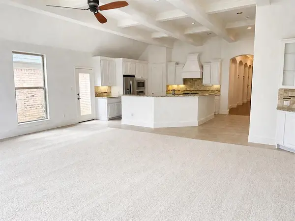 6146 Stapleford Circle, Dallas, TX 75252