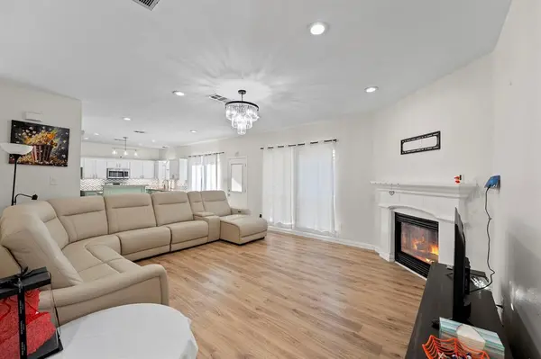 5921 Ash Flat Drive, Fort Worth, TX 76131