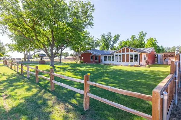 305 N Avenue K E, Haskell, TX 79521