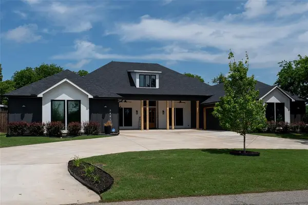 3621 Fritz Lane, Corinth, TX 76208