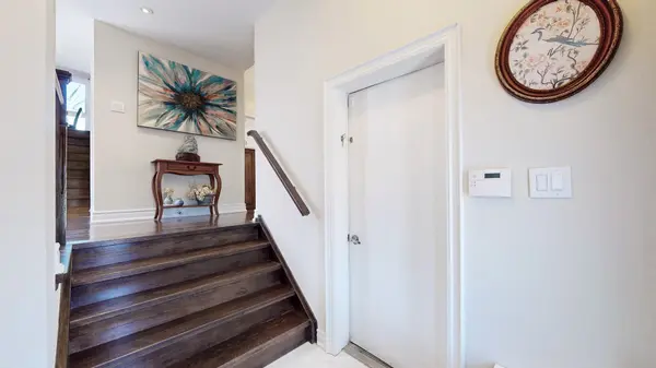 140 Romain CRES, Oakville, ON L6H 5A6