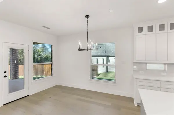 721 S Hidden Lakes Drive, Desoto, TX 75115