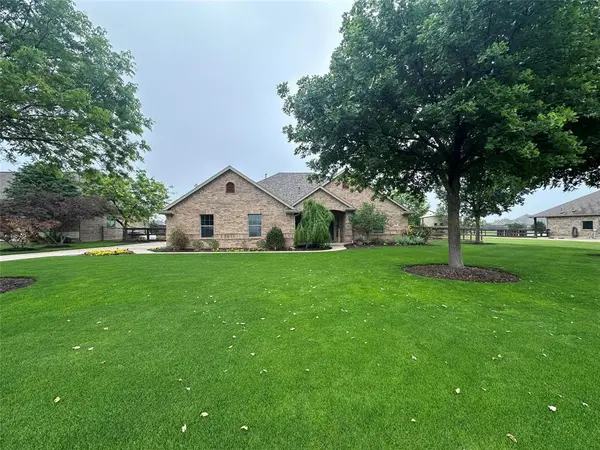5541 Virginia Drive, Justin, TX 76247