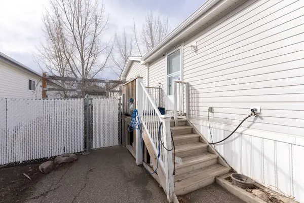 315 Yardmaster AVE, Coaldale, AB T1M 1P6