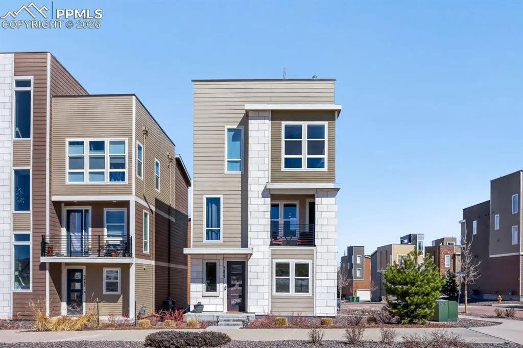 3477 Mykonos DR, Castle Rock, CO 80109