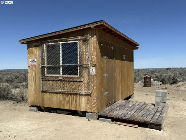 1500 Sams Way (LOT 1500) LN, Christmas Valley, OR 97641