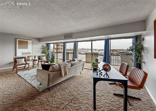 411 Lakewood CIR #C904, Colorado Springs, CO 80910