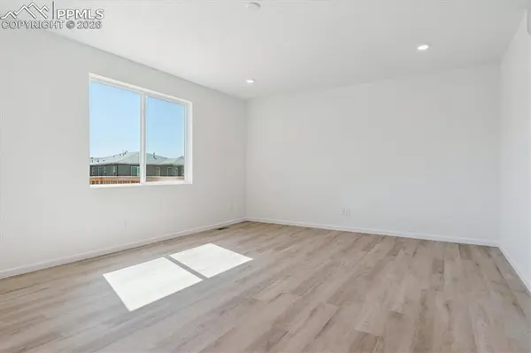 3306 Bella Notte DR, Pueblo, CO 81001