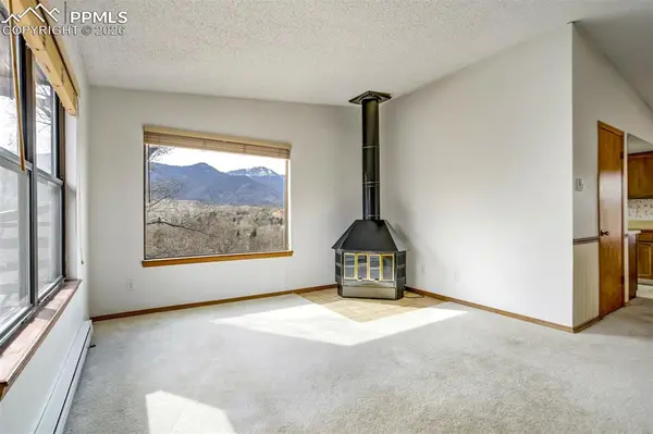 2385 Stepping Stones WAY, Colorado Springs, CO 80904