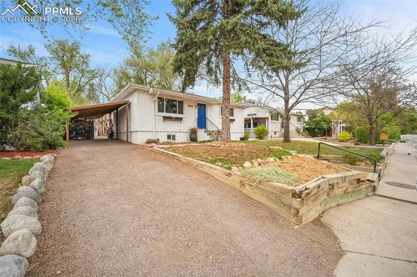 1418 Cooper AVE, Colorado Springs, CO 80907