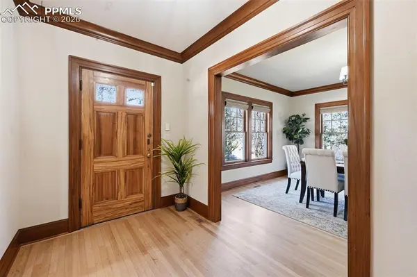 1411 Mesa AVE, Colorado Springs, CO 80906