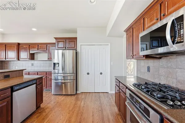 16497 Curled Oak DR, Monument, CO 80132