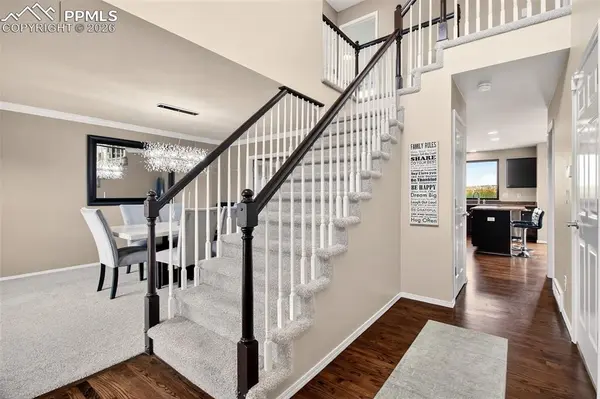 8985 Chetwood DR, Colorado Springs, CO 80920