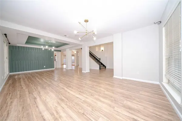 213 Rainsong Drive, Cedar Hill, TX 75104